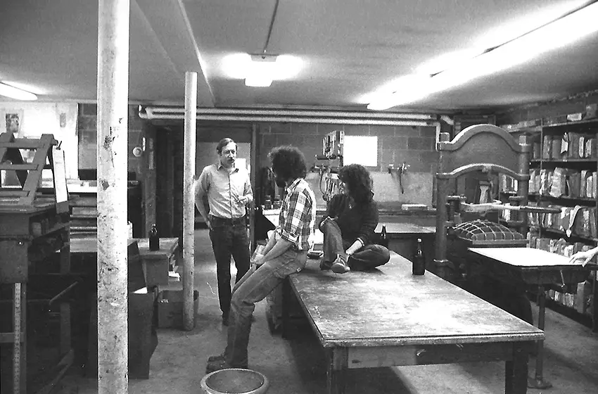 Byron McKeeby (left) with graduate students Gregory Graham (MFA’82) and Linda Boebinger (MFA ’81) in the Melrose print studios (circa 1981).