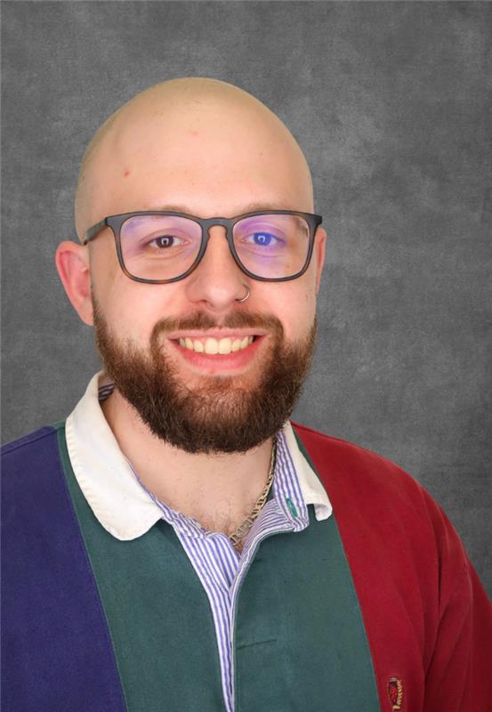 A headshot of Michael Hazan